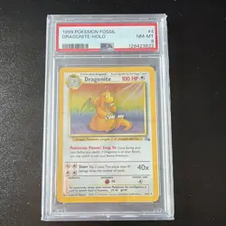 1999 WOTC Pokemon TCG Fossil Dragonite Holo 4/62 PSA 8 English - Image 1