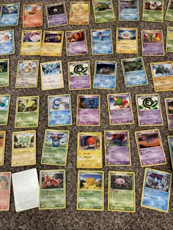 Pokemon Lot Vintage Lot Non Holo Charmander Squirtle 63 Cards - Image 4