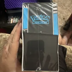 Pokemon TCG Scarlet & Violet Black Bolt Elite Trainer Box English box damage - Image 3