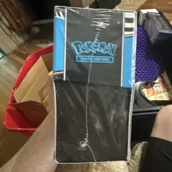 Pokemon TCG Scarlet & Violet Black Bolt Elite Trainer Box English box damage - Image 5