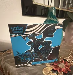 Pokemon TCG Scarlet & Violet Black Bolt Elite Trainer Box - English - Image 1