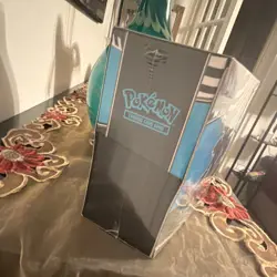 Pokemon TCG Scarlet & Violet Black Bolt Elite Trainer Box - English - Image 4