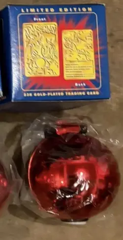 1999 Pokemon Charizard 23K Gold Plated Card & Pokeball SEALED From Burger King - Image 2
