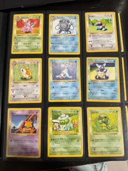 Complete Pokemon Cards Base Set 102/102 (Played with) - Image 5
