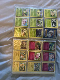 Full Binder of Random Pokemon Cards Bundle Pokemon TCG Trading Cards - Image 3