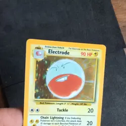 Pokemon Card Electrode 2/64 No Symbol ERROR Holo Rare Jungle Set WOTC - Image 3
