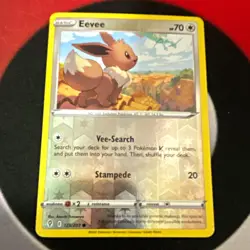 Pokemon TCG Eevee 125/203 Swsh07: Evolving Skies Reverse Holo Common English - Image 1