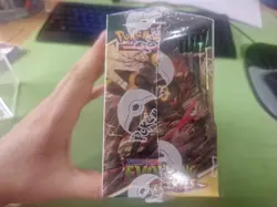 Pokemon TCG : Evolving Skies Booster Box : Sealed and in Protective Case - Image 3