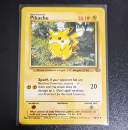 Pokemon TCG 1999 Jungle Pikachu 60/64 Regular Common 50 HP English Unlimited - Image 1