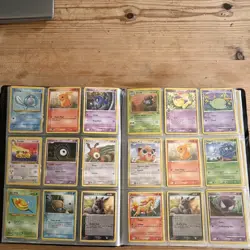 Nintendo Pokemon TCG Diamond & Pearl Stormfront Binder Lot 81 Cards Holo English - Image 5