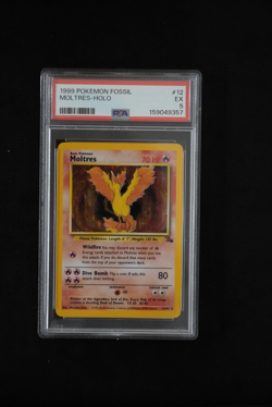 Moltres Holo 12/62 Fossil 1999 Pokemon PSA 5 - Image 1