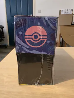 Pokemon Center Mega Evolution—Chaos Rising Elite Trainer Box - Image 4