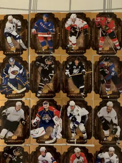 Lot Of 39 2008-09 Upper Deck Artifacts NHL Hockey Cards - Image 3