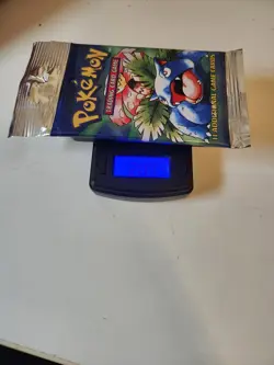 Sealed Pokemon TCG Base Set Venusaur Booster Pack 11 Cards English 1999 WOTC - Image 2