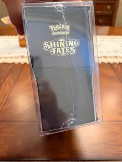 Pokemon TCG Shining Fates Elite Trainer Box w/ protective case 820650808173 - Image 2