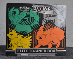 Pokemon TCG Sword & Shield Evolving Skies Elite Trainer Box ETB Factory Sealed - Image 1