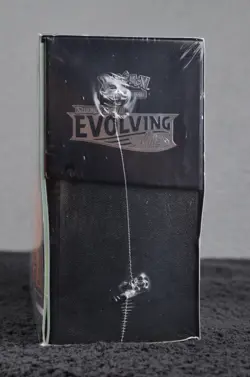 Pokemon TCG Sword & Shield Evolving Skies Elite Trainer Box ETB Factory Sealed - Image 4