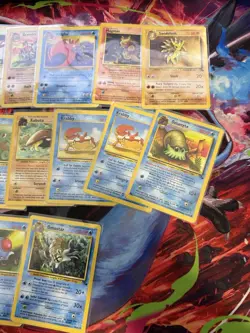 Pokemon Fossil/Team Rocket Set Common Uncommon MP-HP Played Vintage Card Lot - Image 4