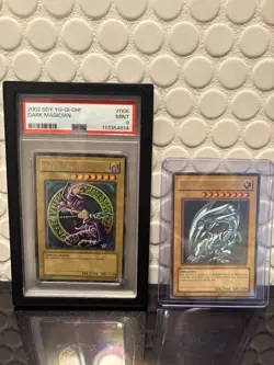 Yu-Gi-Oh! 2-Card Lot: Dark Magician SDY-006 PSA 9 Mint + Blue Eyes SDK-001 Loose - Image 1