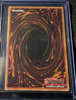 Dark Magician SDY-006 Yu-Gi-Oh! Trading Card Game - Image 2