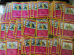 Pokemon TCG Mimikyu SM163 Black Star Holo TEAM UP Promo Lot 50x English 2018 - Image 1