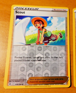 POKEMON POING DE FUSION FRANCAISE CARD REVERSE HOLO CARTE 226/264 FR NM 2021 - Image 1