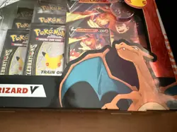 Pokemon 25th Annivers Celebrations Lance's Charizard V Collection BOX SEALED 820650809392 - Image 2