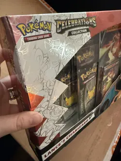 Pokemon 25th Annivers Celebrations Lance's Charizard V Collection BOX SEALED 820650809392 - Image 5