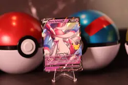 Dark Sylveon V SWSH134 SWSH: Sword & Shield Promo Cards Holo - Image 1
