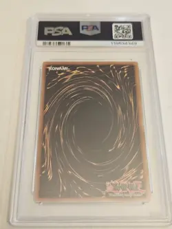 YUGIOH 2005 Cyber Harpie Lady SP1-EN001 Ultra Rare PSA GRADE NM-MT 8 - Image 2