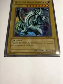 YUGIOH Blue-Eyes White Dragon LOB-001 Original Print Unlimited Lp - Image 2