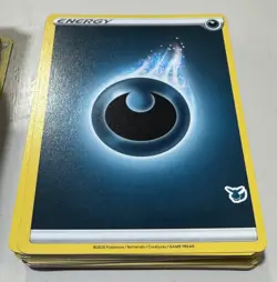 Lot 1 of nearly 500 Pokemon Cards - Image 5