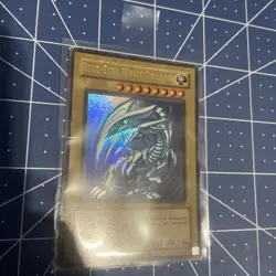 Yu-Gi-Oh! TCG Card Vintage Blue Eyes White Dragon Holographic Sdk-001 - Image 3
