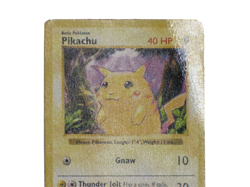 Pikachu 1995 Base Set Pokemon Card Shadowless Red Cheeks Rare 58/102 - Image 3