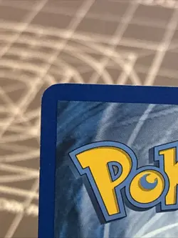 2011 Pokemon Black and White Reshiram 113/114 Holo Card Near Mint - Image 3