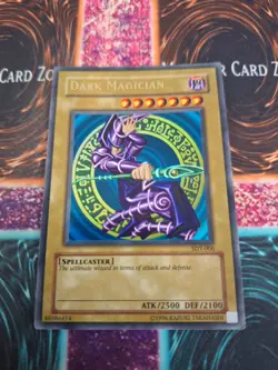 Yugioh Dark Magician SDY-006 Ultra Rare Unlimited Moderately Played b2/ - Image 1