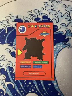 CARD POKEMON POKEDEX EC VOL. I #009 BLASTOISE 2023 Kanto PERU South America TCG - Image 2