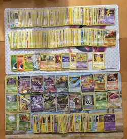 Vintage Pokemon Card Lot Holo Etc MP-Damaged Iris Rayquaza Gengar 575+ - Image 1