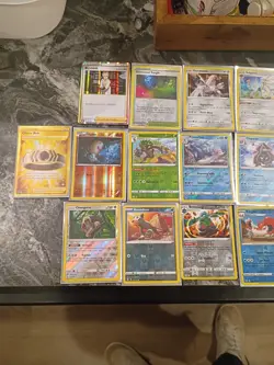Mixed 25 Lot Of Reverse Holographic Pokemon Cards - Image 4