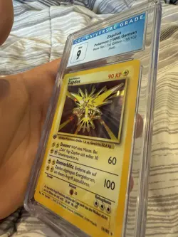 1999 Pokemon German 1st Edition Base Set Zapdos Holo Card 16/102 CGC 9 Mint - Image 2