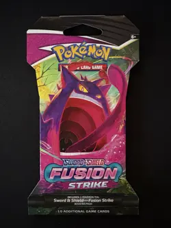 Pokemon TCG: Sword & Shield-Fusion Strike Sleeved Booster Pack - 10 Cards - Image 1