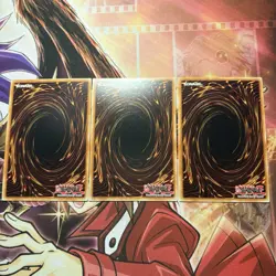 Yugioh! Playset 3x Geflugelter Kuriboh Quarter Century Secret Rare - MP24-DE017 - Image 2