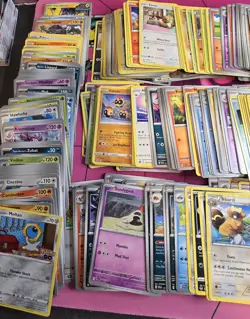 Modern Pokemon Bulk Cards Lot 450+ cards See Pics No Energy No Trainer No Foil - Image 3
