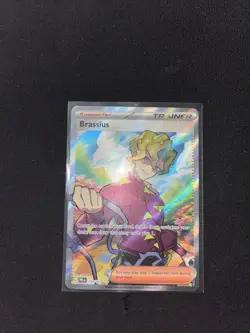 Pokemon TCG Trainer Card Brassius Full Art 135/131 Supporter Prismatic Evolution - Image 2