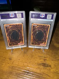 Yugioh Quarter Century Secret Rare Blue Eyes White Dragon 25th Stamp PSA Grade 9 - Image 4