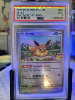2025 POKEMON PRE EN-PRISMATIC EVOLUTIONS #074 EEVEE POKEMON DAY 2025 PSA 9 MINT - Image 4