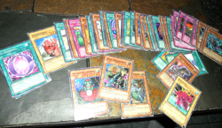 60 CARDS 1ST EDITION YUGIOH 2 RARE FOILS & 2 POKEMON GAME - Image 3