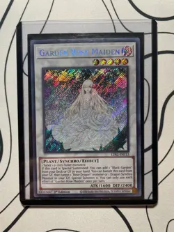 Garden Rose Maiden Ultra Rare Holographic Yu - Gi - Oh Card - Image 1