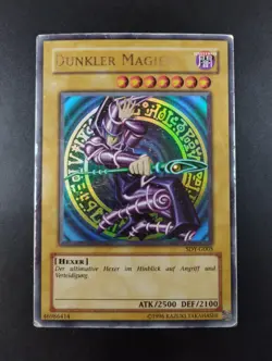 YUGIOH 2003 | DARK MAGICIAN | SDY-G005 | OLD PRINT GERMAN | GOOD (HEAVY PLAYED) - Image 1