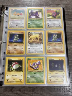 Pokemon VINTAGE Binder Lot Of 95 Cards Gym, Jungle, Fossil, Base, Rocket+ NM-LP - Image 2